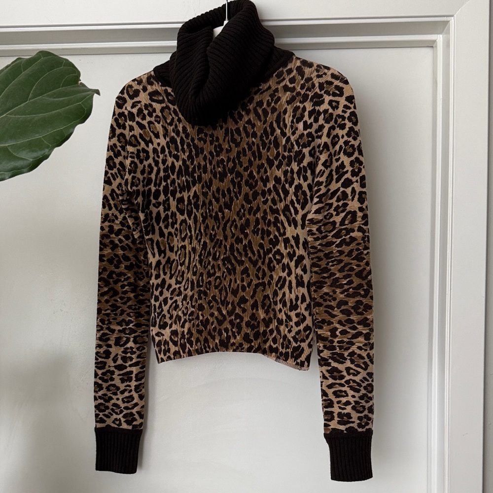 Vintage Dolce & Gabbana Cashmere Leopard Print Turtleneck Sweater, size S